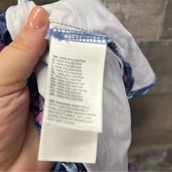 The North Face Class V Shorts in Coastal Fjord Blue Painted Ikat Print - Picture 7 of 9